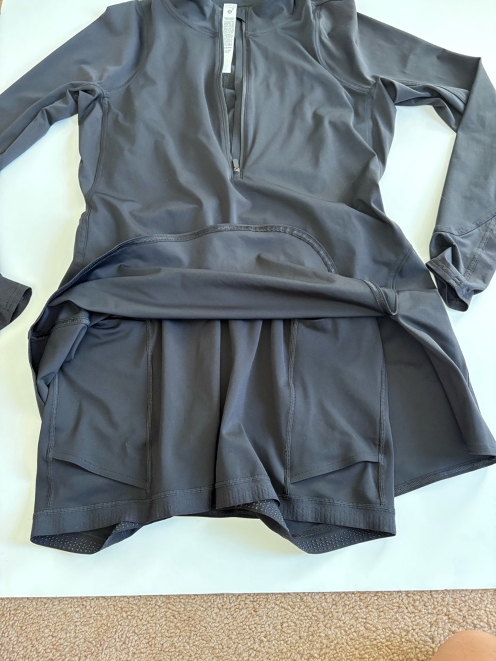 Lululemon Nulux Long Sleeve Tennis Dress Built in Shorts Size 12 Black - Picture 5 of 7